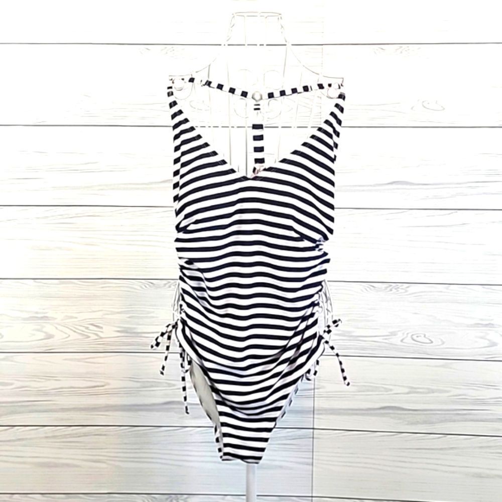 Palisades Beach Club swimsuit one-piece navy & white striped Women's Size L